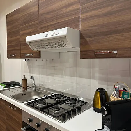 Almia Apartament *